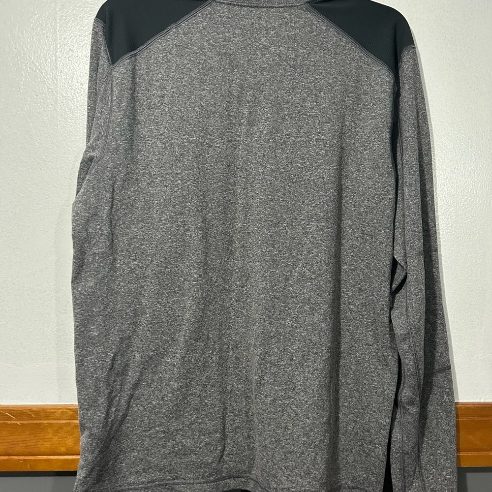 The North Face Men’s Long-Sleeve Heathered Gray Performance Shirt